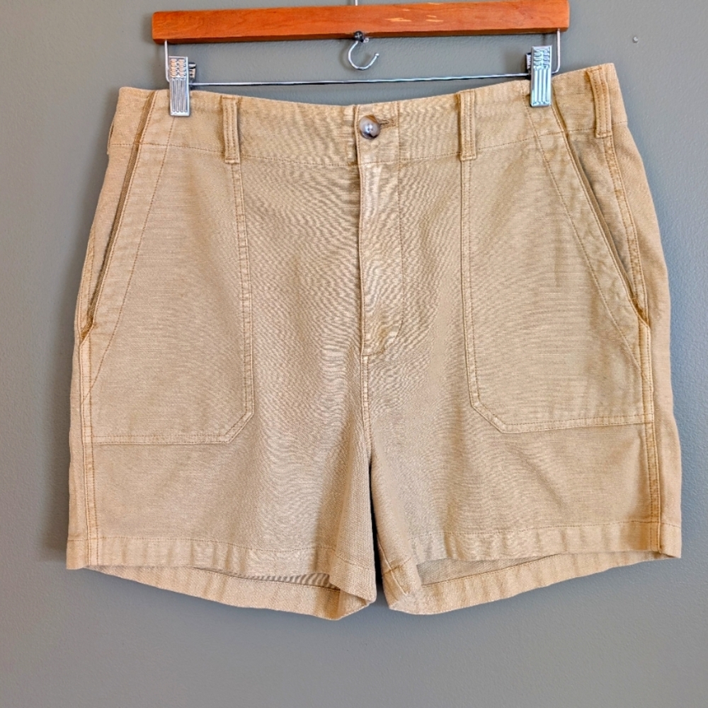 Faherty Women's Tan Utility Cargo Shorts